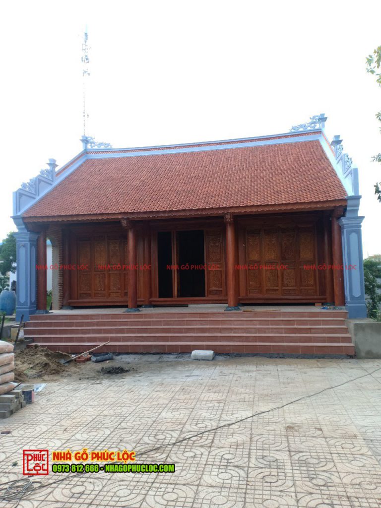Ngôi nhà gỗ 3 gian cổ truyền