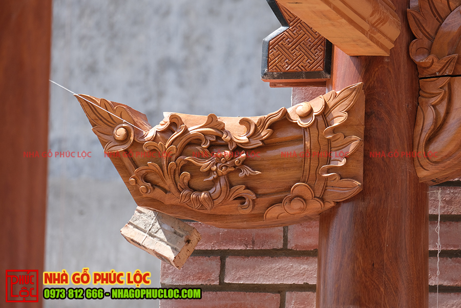 Mẫu hoa văn lá lật hóa rồng trên bẩy cò